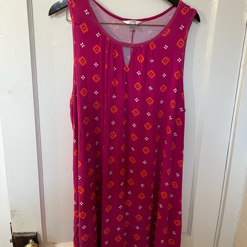 Terra & Sky Magenta Patterned Sleeveless Keyhole Casual Dress (Size 1X)